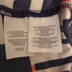 Jones Studio Dresses - Jones Studio graphic print faux wrap dress Jones Studio Dresses - Jones Studio graphic print faux wrap dress